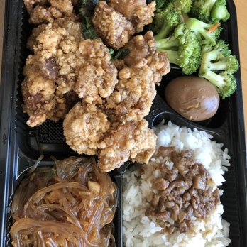 O2 Valley - The popcorn chicken bento has huge pieces of crispy chicken, and lots of side dishes. - Bubble Tea Near Me - Cupertino, California O2 Valley - The popcorn chicken bento has huge pieces of crispy chicken, and lots of side dishes. - Bubble Tea Near Me - Cupertino, California