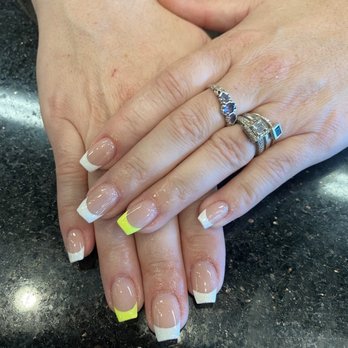 Bloomingnail's - Nail Salons Near Me - Petaluma, California