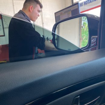 Valvoline Instant Oil Change - Anthony - Oil Change Stations Near Me - Lisle, Illinois Valvoline Instant Oil Change - Anthony - Oil Change Stations Near Me - Lisle, Illinois