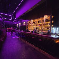 Archive Sacramento - A view of the bar down to where the DJ booth is (and there is seating behind the booth too)