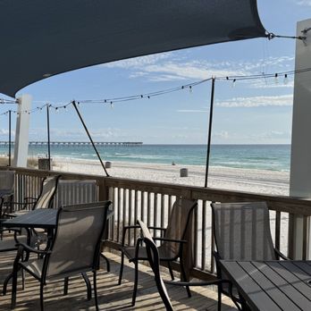 Harpoon Harry's Beachfront Restaurant - Seafood Near Me - Panama City Bch, Florida
