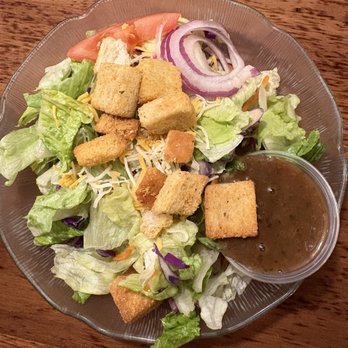 Willow Ranch - Salad as a side selection with balsamic dressing requested on-the-side. - Barbeque Near Me - Buttonwillow, California