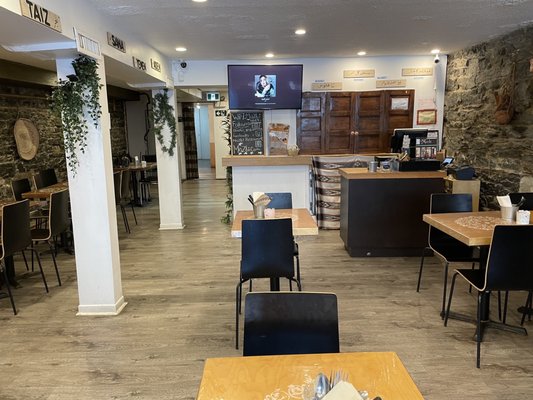 Mazbi Restaurant by null