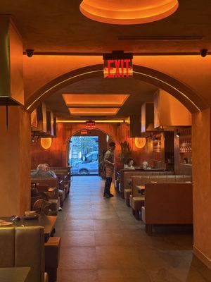 Unglo Thai Restaurant and Bar by null