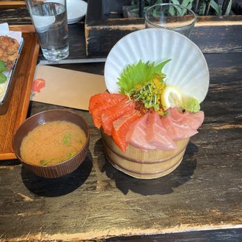 Kingyo - Salmon and blue fin sashimi - Japanese Near Me - Vancouver, British Columbia