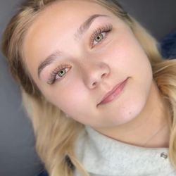 Phi Beauty Spa - Classic eyelash extensions by Ashley!