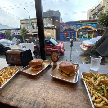Flippin Burger - GARLIC Fries Flippin Burger French Fries - Burgers Near Me - San Francisco, California Flippin Burger - GARLIC Fries Flippin Burger French Fries - Burgers Near Me - San Francisco, California