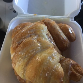Cheddar's Scratch Kitchen - Crescent rolls - Comfort Food Near Me - Newport News, Virginia Cheddar's Scratch Kitchen - Crescent rolls - Comfort Food Near Me - Newport News, Virginia
