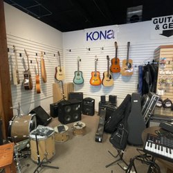 Moore Pawn & Furniture - Guitars and guitar amps