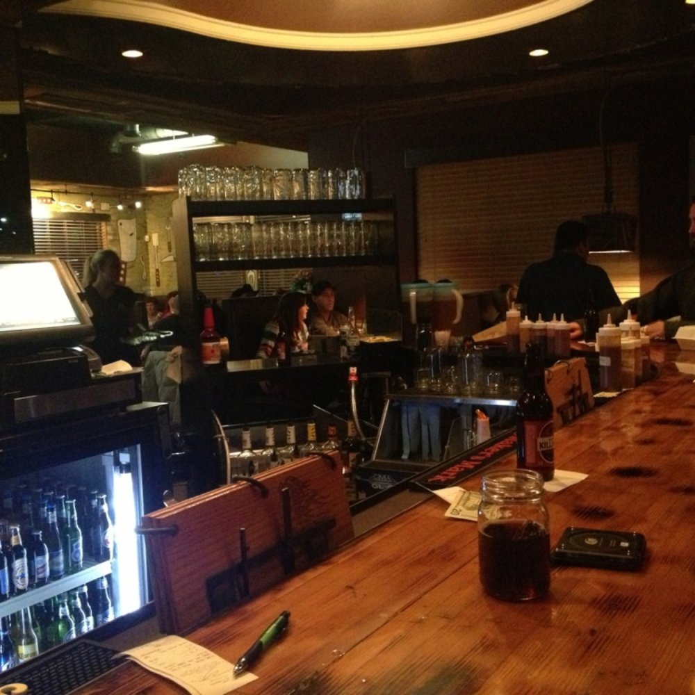Bad Brads BBQ - Nice sized bar area. - Barbeque Near Me - New Baltimore, Michigan