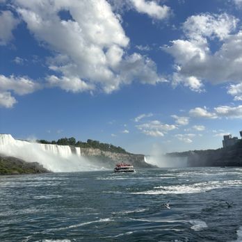 Niagara City Cruises - Boat Tours Near Me - Niagara Falls, Ontario Niagara City Cruises - Boat Tours Near Me - Niagara Falls, Ontario