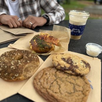 Mindy's Bakery - Desserts Near Me - Chicago, Illinois Mindy's Bakery - Desserts Near Me - Chicago, Illinois