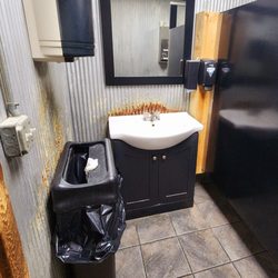 Mr. T's Liquor Store & Smoke Shop - Women's Restroom