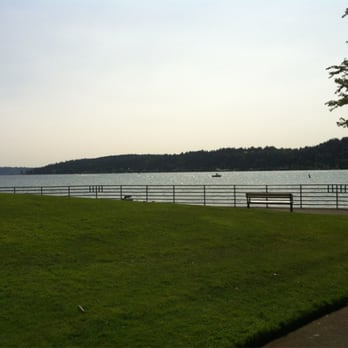 Newcastle Beach Park - Beaches Near Me - Bellevue, Washington