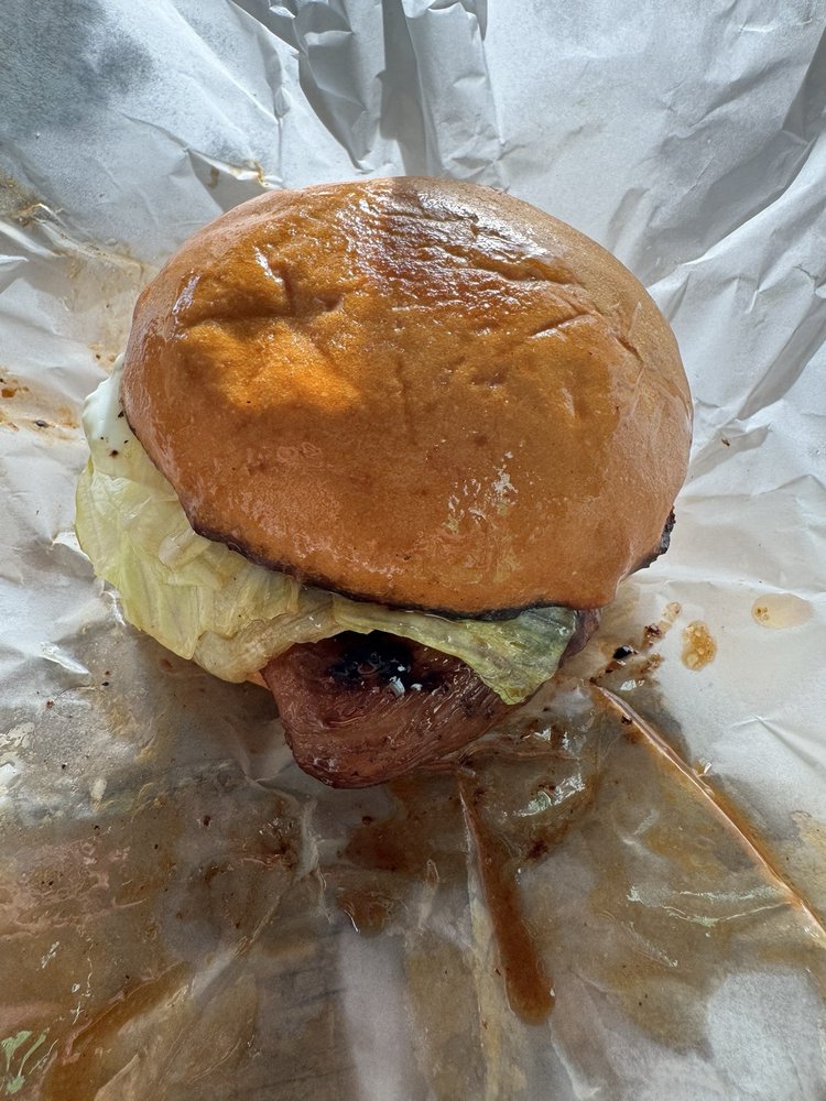 Beach Side Grill Logo