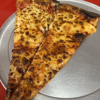 Cannoli Kitchen Pizza - Deerfield Beach - Cheese pizza - Pizza Near Me - Deerfield Beach, Florida