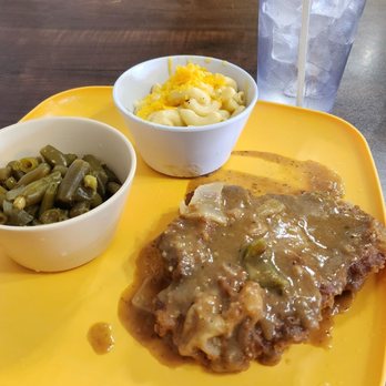 Jackson soul - Smothered pork chops with green beans and Mac and cheese - Soul Food Near Me - Elgin, Texas