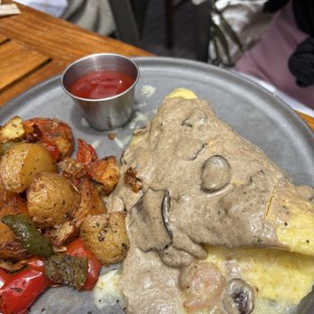 Topside Terrace Kitchen & Bar - Smothered Shrimp Omelette - Cocktail Bars Near Me - San Diego, California
