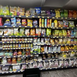 Greenpoint Natural Market - ...and more snacks