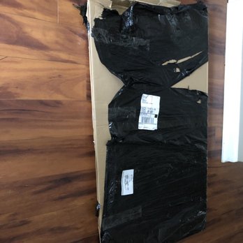 UPS Customer Service - Beyond damaged box left by UPS. - Shipping Centers Near Me - Chicago, Illinois