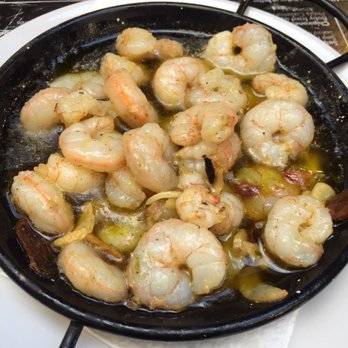 Bar Central - Garlic shrimp - Mediterranean Near Me - Barcelona, B Bar Central - Garlic shrimp - Mediterranean Near Me - Barcelona, B