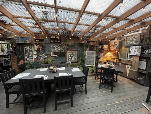 Wanda's Cafe + Bakery by null