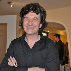 Cabernet & Co - Arnd D. Schulz lacht