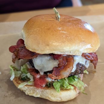 Big Buns - Burgers Near Me - Arlington, Virginia