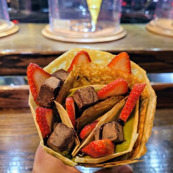 T-Swirl Crêpe - Matcha Chocolate Strawberry Crepe - Desserts Near Me - Philadelphia, Pennsylvania T-Swirl Crêpe - Matcha Chocolate Strawberry Crepe - Desserts Near Me - Philadelphia, Pennsylvania