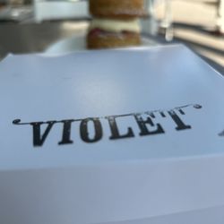 Violet Cakes - Victory cake on a beautiful Saturday in London