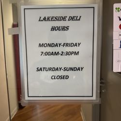 Lakeside Cafe & Deli