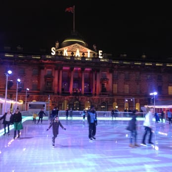 Somerset House Trust - Enjoying the ice - Skating Rinks Near Me - London, XGL Somerset House Trust - Enjoying the ice - Skating Rinks Near Me - London, XGL
