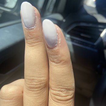 Gloss & Feathers - Nail Salons Near Me - Phoenix, Arizona