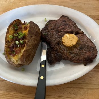 Grit 2C - Ribeye and Potato - Bars Near Me - Caldwell, Idaho Grit 2C - Ribeye and Potato - Bars Near Me - Caldwell, Idaho