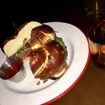 Huddy’s - Hudson House Pretzel Burger - Gastropubs Near Me - Redondo Beach, California