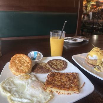White Wolf Cafe - New American Near Me - Orlando, Florida