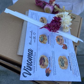 Vinoma - To-go - Empanadas Near Me - Rohnert Park, California