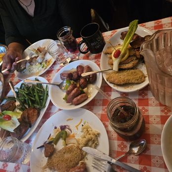 Genitti's Hole-In-the-Wall - Food - Italian Near Me - Northville, Michigan Genitti's Hole-In-the-Wall - Food - Italian Near Me - Northville, Michigan