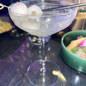Sky Wise Lounge - Lychee Martini - Asian Fusion Near Me - Brooklyn, New York