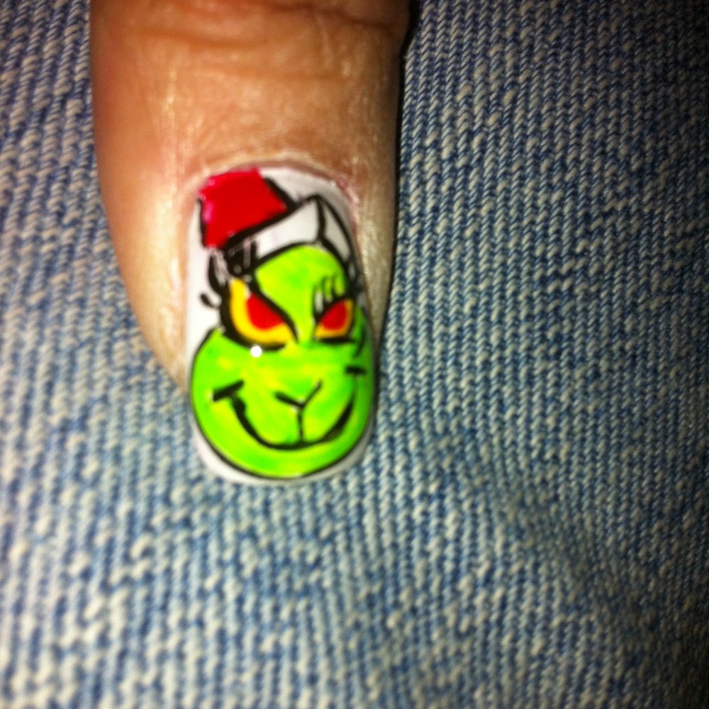 Creative Nails - Love the Grinch - Nail Salons Near Me - Las Vegas, Nevada