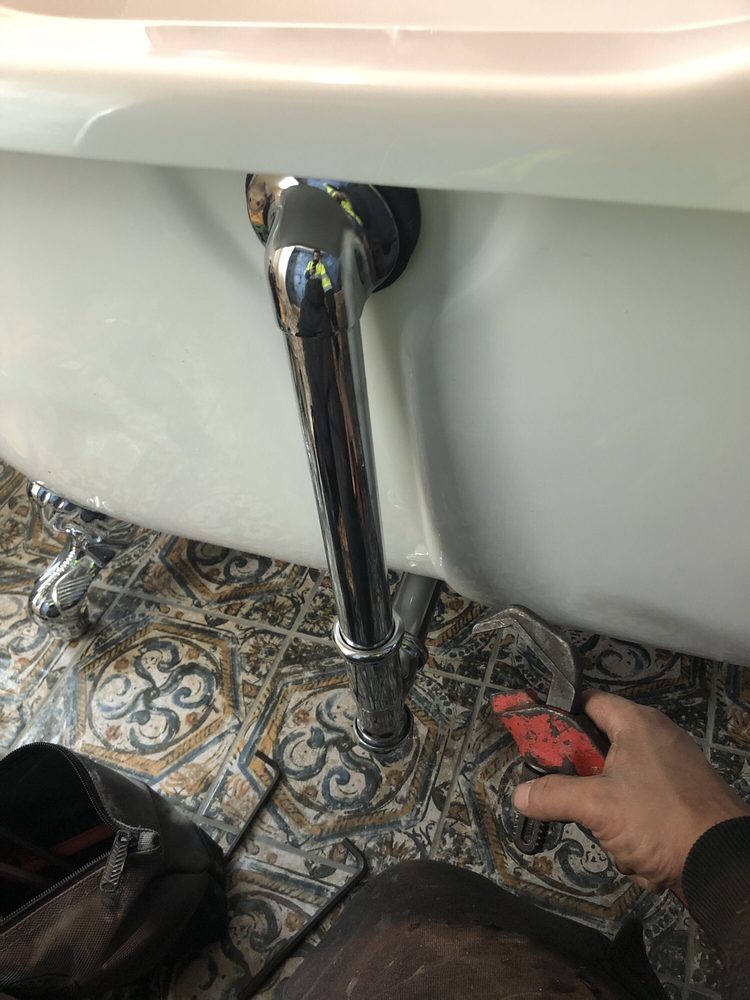 Slide of Mario Plumbing Service