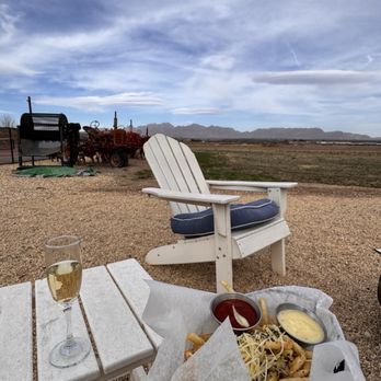Rio Grande Winery - Garlic fries - Wineries Near Me - Las Cruces, New Mexico