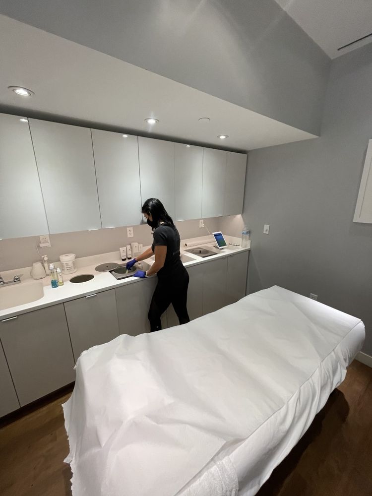 MINILUXE CRANSTON Updated October 2024 72 Photos & 103 Reviews 55