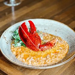 Les Contrebandiers - Risotto au homard de la Gaspésie