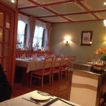 Restaurant Almstüble - Schöne kleine Gaststube - International Near Me - Oberkirch, BW
