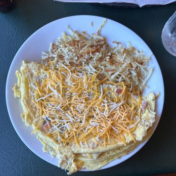 Flapjacks Pancake Cabin - The The Works Omelet - Breakfast & Brunch Near Me - Gatlinburg, Tennessee