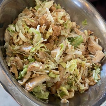Joan's on Third - Chinese Chicken Salad - Breakfast & Brunch Near Me - Los Angeles, California