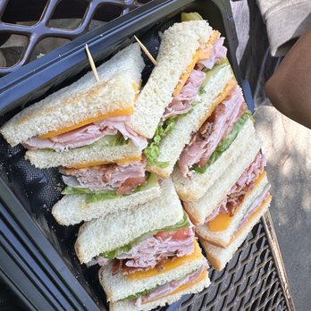 Trillium Bakery - Club - Bakeries Near Me - Cave Junction, Oregon