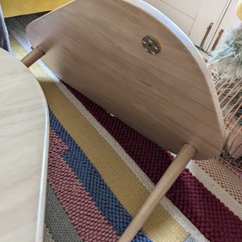 Colonial Van Lines - Missing coffee table leg. All 3 were attached to the table when they picked it up. - Movers Near Me - Pompano Beach, Florida