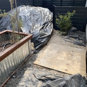 Accurate Leak and Line - Austin - Dirt storage during the job. - Plumbing Near Me - Austin, Texas Accurate Leak and Line - Austin - Dirt storage during the job. - Plumbing Near Me - Austin, Texas